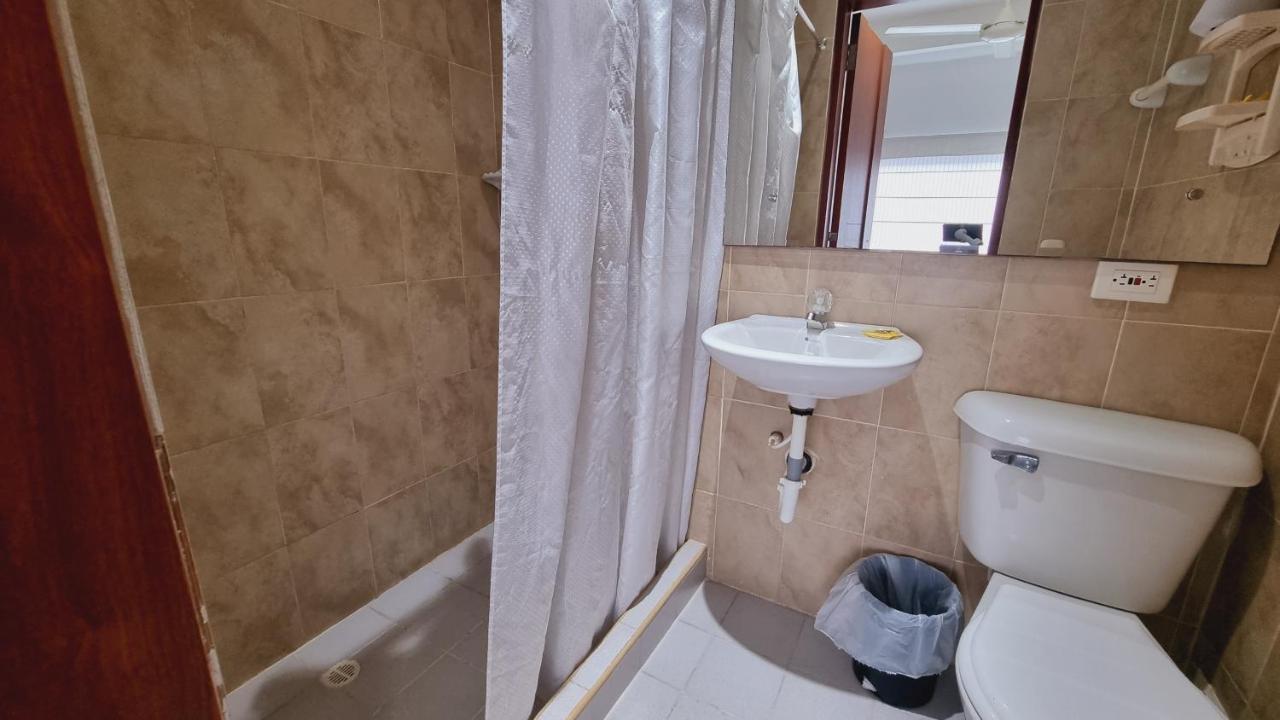 Magdalena Imperial Hotel Girardot Kültér fotó