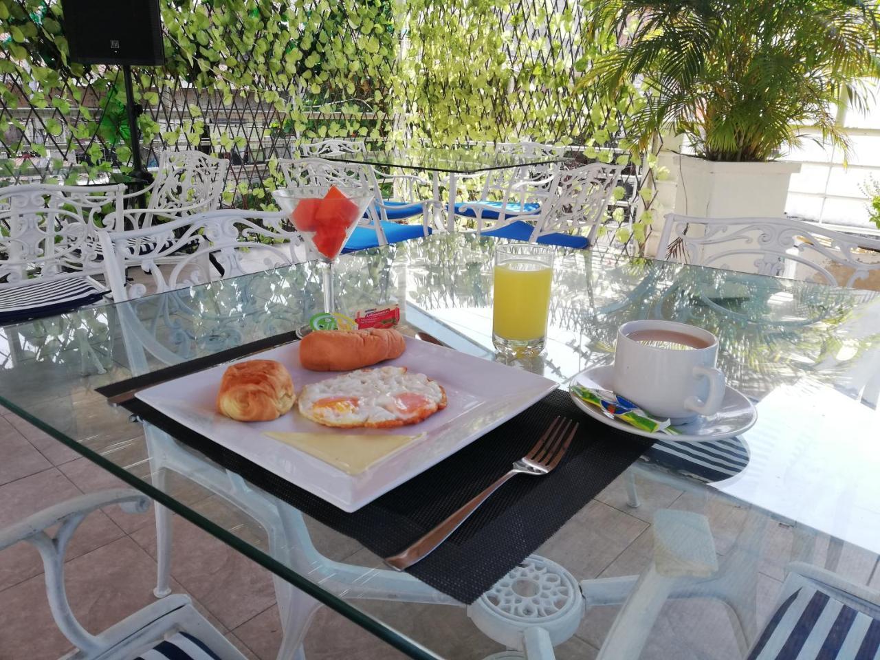 Magdalena Imperial Hotel Girardot Kültér fotó